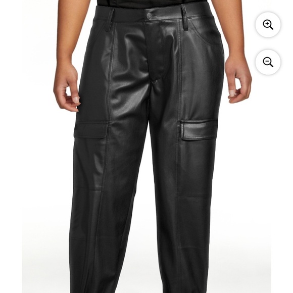 Madden NYC Juniors Faux Leather Jogger Pants Black Buttery Soft Cargo Size M - Picture 3 of 11
